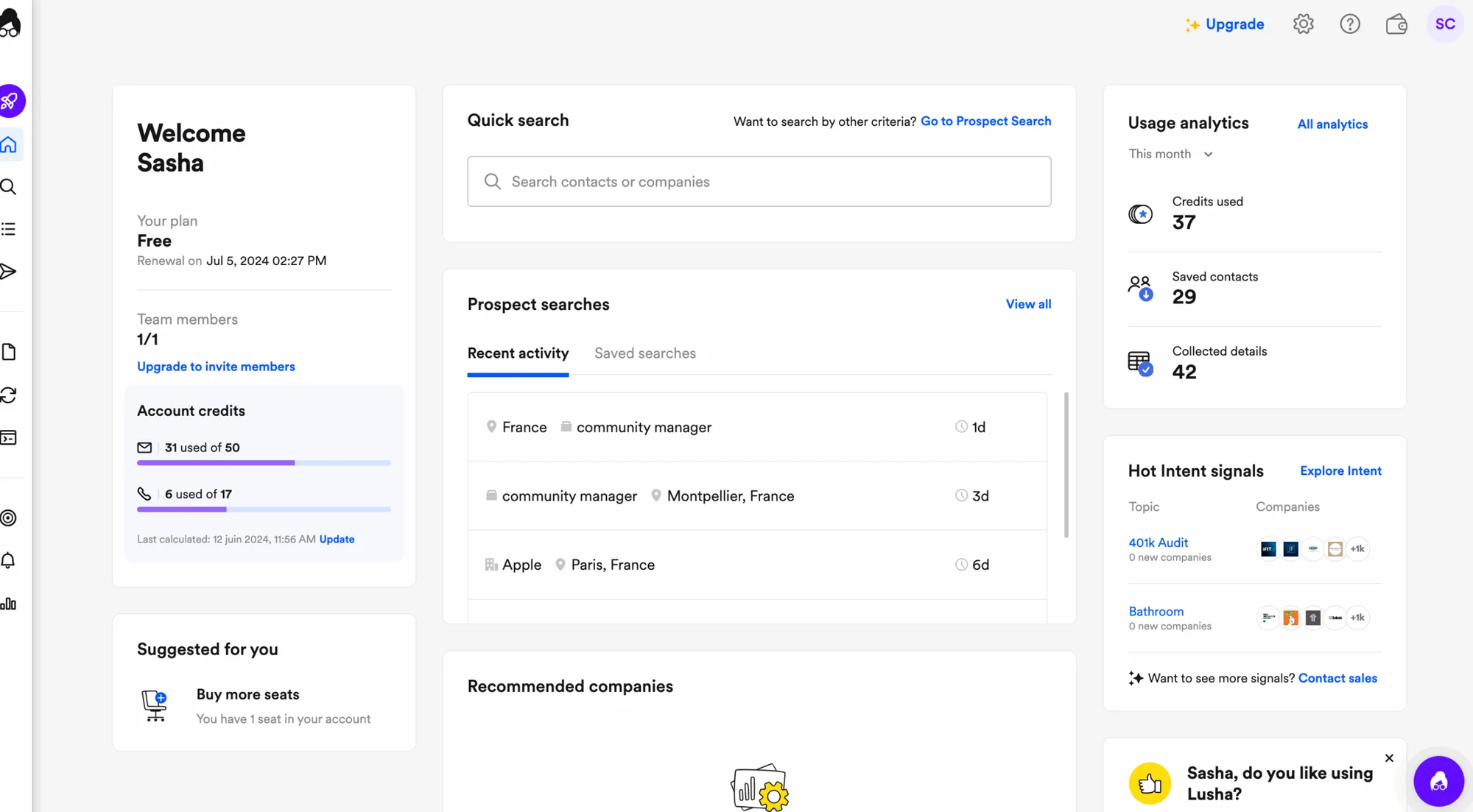 Page d'accueil d'un outil de prospection en ligne, affichant des recherches récentes sur "community manager" et "Apple", statistiques d'utilisation et suggestions personnalisées.