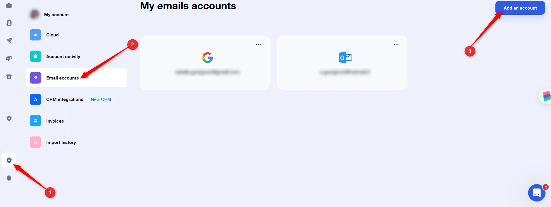 Page de gestion des comptes e-mail, Google et Outlook. Menu latéral avec "Email accounts" sélectionné. Bouton "Add an account". Contexte : paramètres d'application.