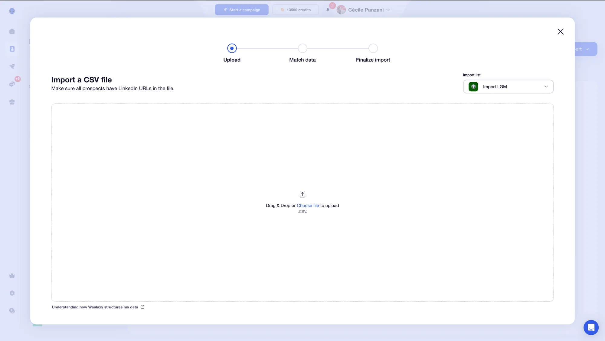 Import a CSV file with waalaxy