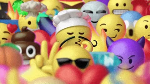 Collection d'emojis expressions et émotions colorées